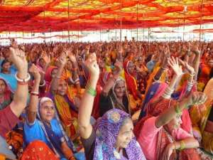 The Politics of Big Capital and the Poor in Narmada Valley